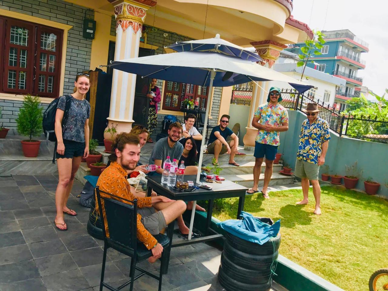 Aroma Tourist Hostel Pokhara Exterior foto